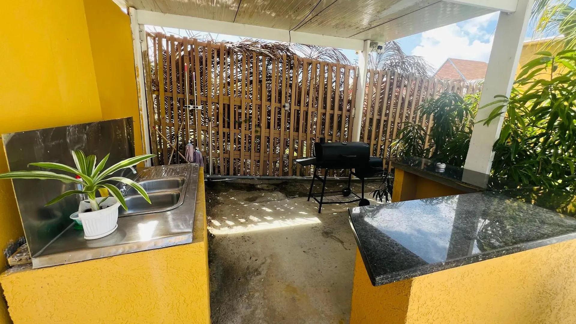 The Gold Vacation Apartments Santa Cruz